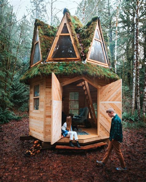 Confluence magical cabin
